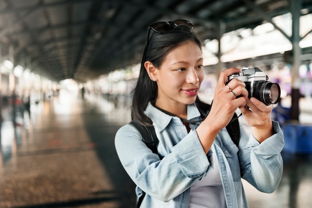 Crafting an Engaging Travel Memoir: Expert Tips and Techniques