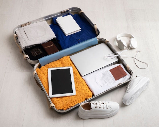 Effortless Journeys: 7 Must-Have Travel Accessories for Students Exploring the World